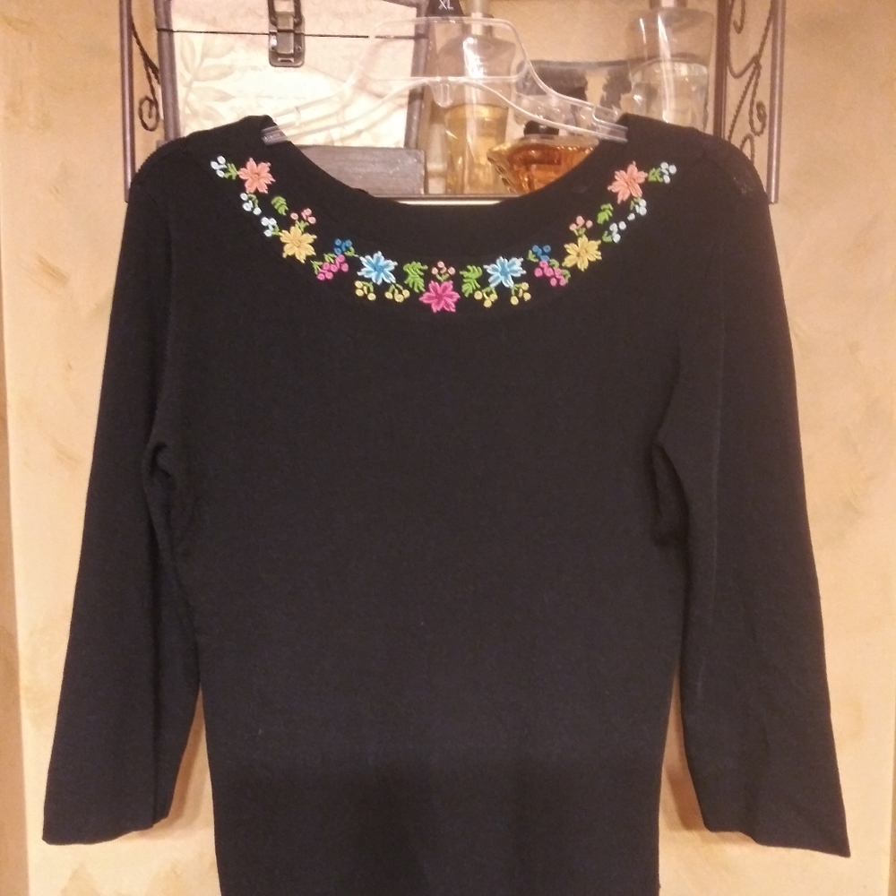 Joseph A. fine gauge sweater